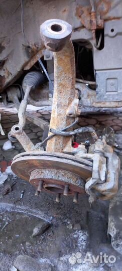 Кулак поворотный передний mazda 6 GG