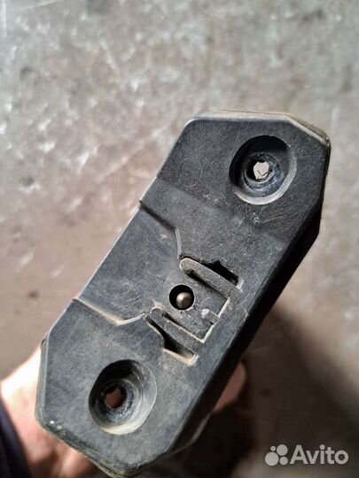 Замок лючка бензобака Opel Vectra