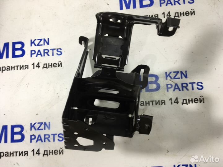 Кронштейн акб Mercedes w204 w207 00626