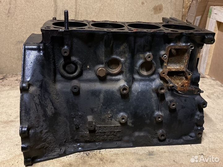 Блок двигателя пустой Mercedes om601.912 2.0 дизел