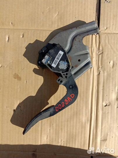 Педаль газа Renault Dokker K7M812 2018