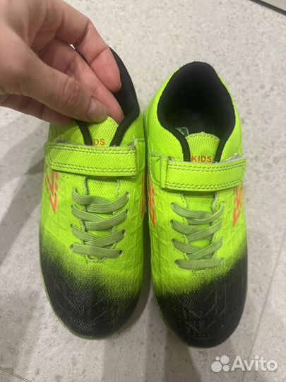 Бутсы сороконожки детские