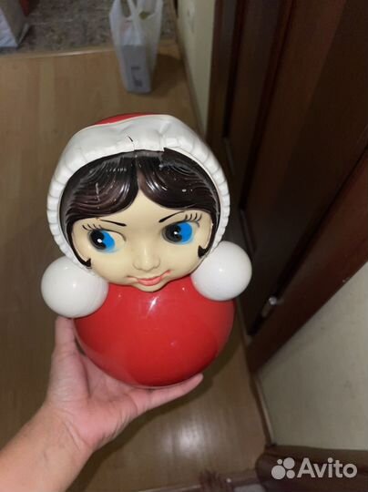 Игрушка неваляшка