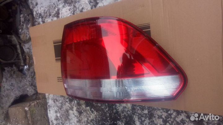 Фонарь задний стопарь задний Фольксваген Поло
