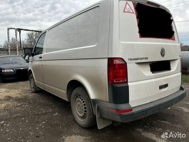 Задняя четверть крыло Volkswagen Transporter T6