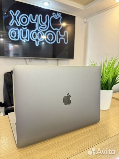 Apple MacBook Pro 13 2018
