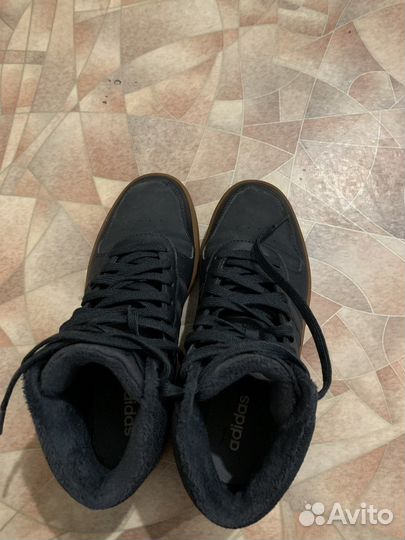 Кроссовки adidas
