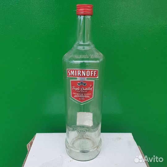 Бутыль Смирновская водка 3 литра