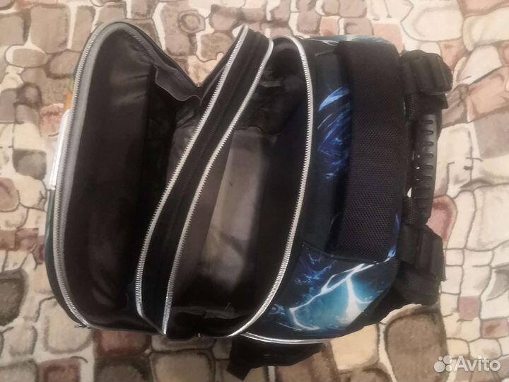 Школьный рюкзак