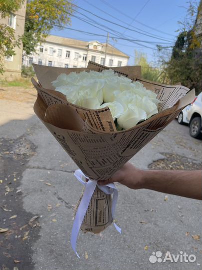 Белые розы с доставкой