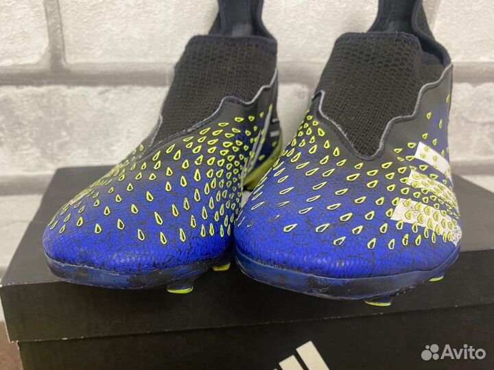 Бутсы шиповки adidas Predator размер 34