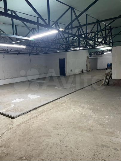 Сдам складское помещение, 900 м²