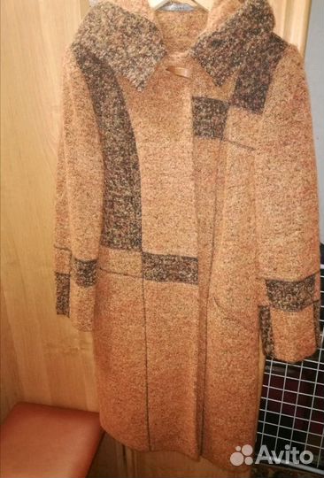 Пальто демисезонное