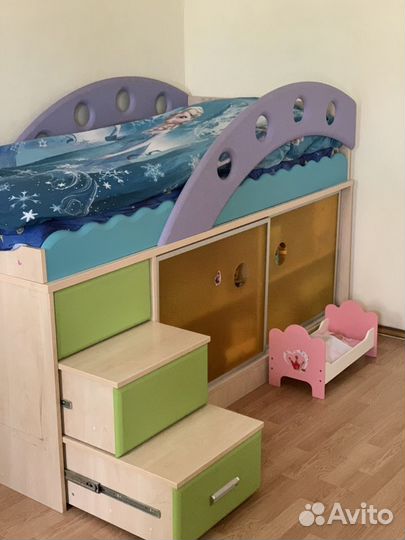 Деская Кровать - радуга