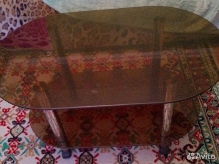 Журнальный столик