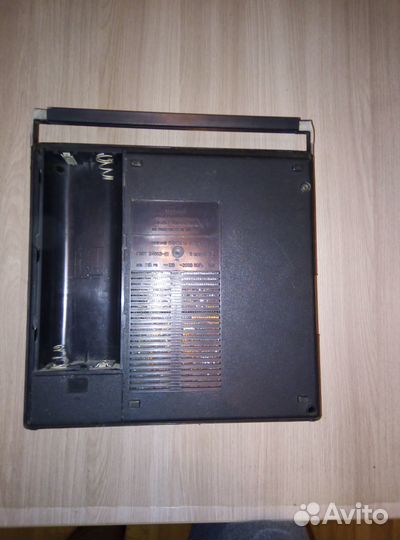 Магнитофон СССР Карпаты 205-1