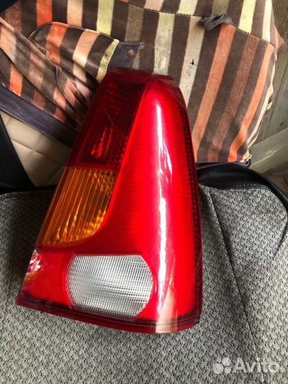 Стоп правый на renault logan