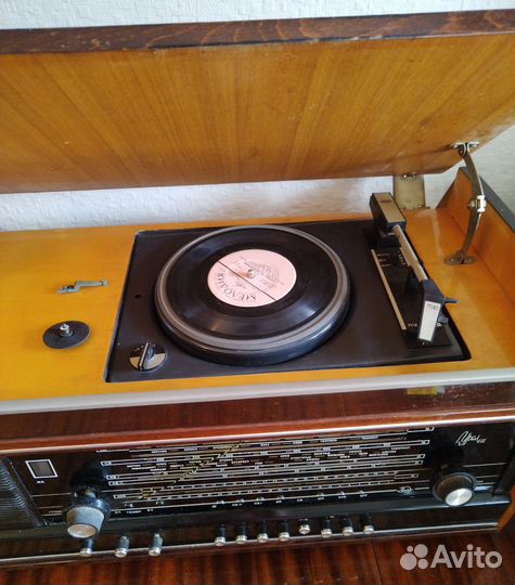 Радиола Урал 111 и Rigonda 102