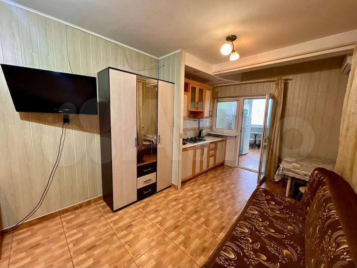 Дом 281,3 м² на участке 1 сот.