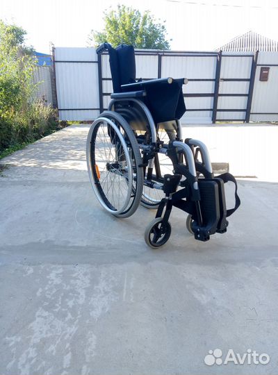 Инвалидная кресло-коляска Otto Bock Старт