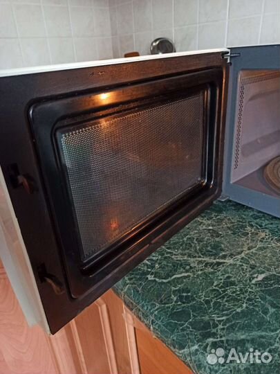 Микроволновая печь