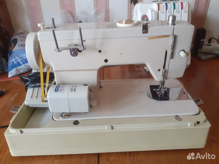 Швейная машина с электроприводом