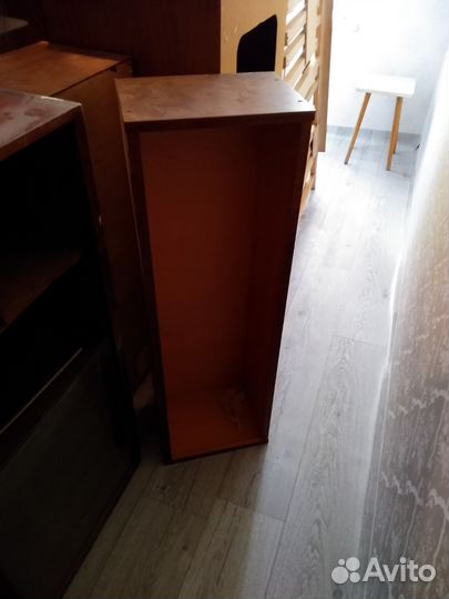 Книжные полки