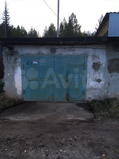 Гараж, > 30 м²