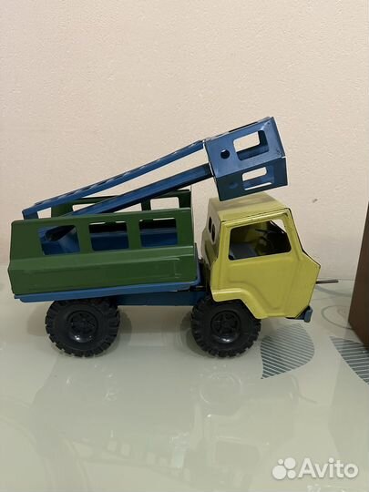 Редкая машинка игрушка из СССР виз