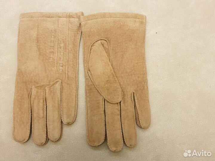 Перчатки