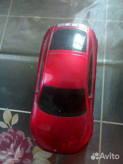 Радио в виде машинки