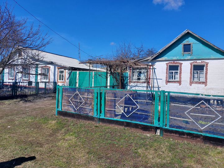 Дом 83 м² на участке 21 сот.