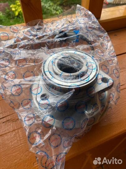 Продаю новый передний подшипник ступицы