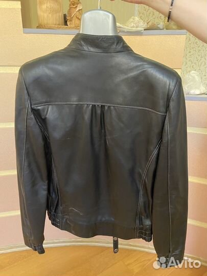 Куртка кожаная женская