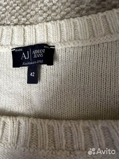 Свитер женский armani djeans