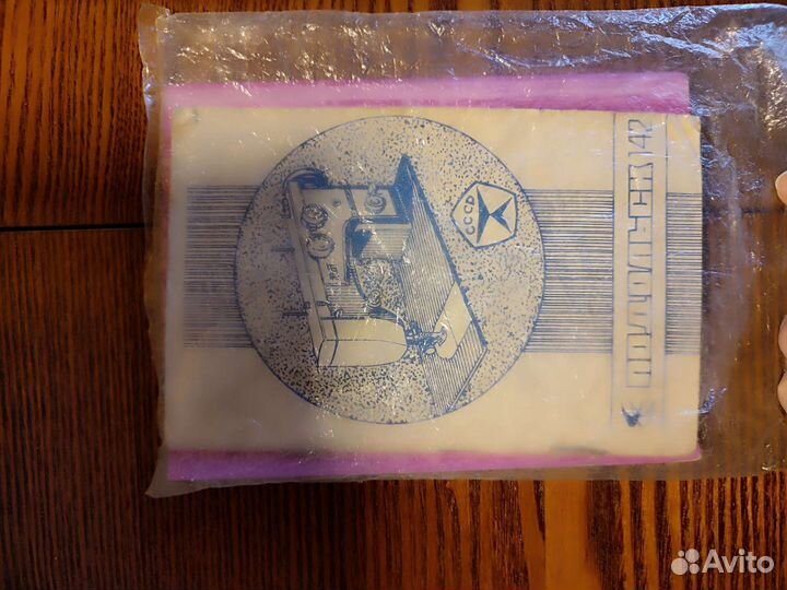 Швейная машинка Подольск 142