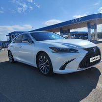 Lexus ES 2.5 AT, 2018, 97 500 км, с пробегом, цена 4 800 000 руб.