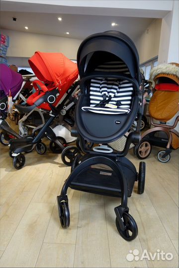 Прогулочная коляска