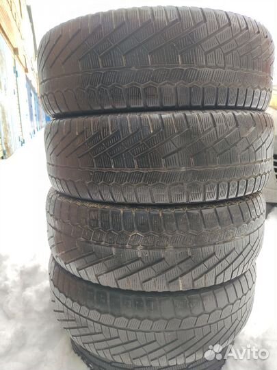 Continental ContiCrossContact Viking 225/60 R18 104Q