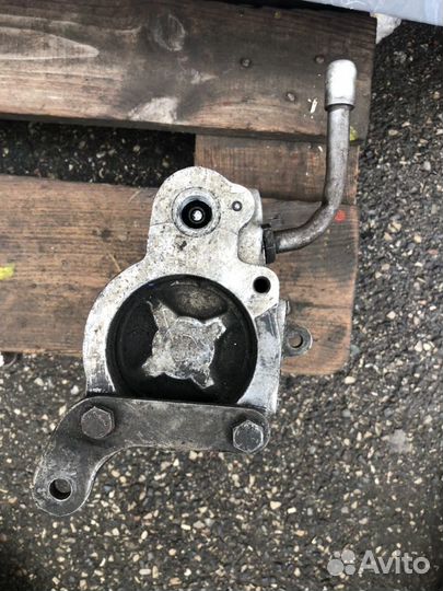 Насос гидроусилитель Bmw 3 e30 Бмв 3 E30 кузов мот