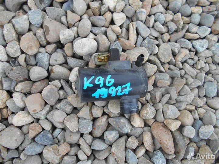 Мотор бачка омывателя Mitsubishi Challenger K96W