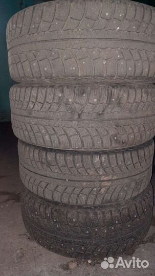 Pirelli Winter Carving Edge 215/55 R16
