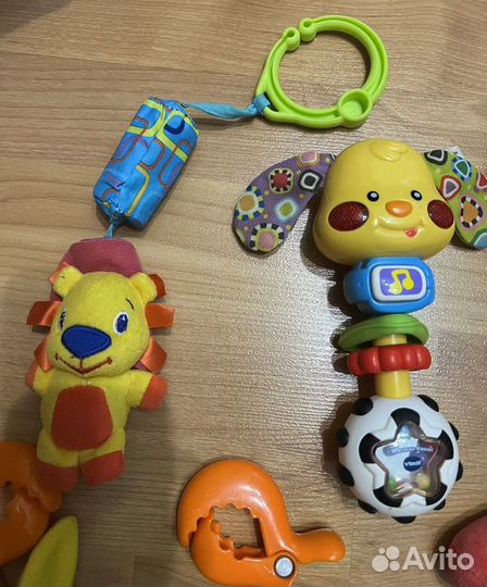 Развивающие игрушки, грызунки, погремушки 0-12 мес