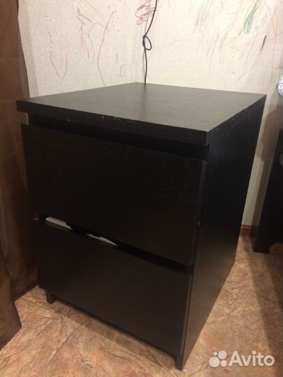 Тумбочка прикроватная дерево