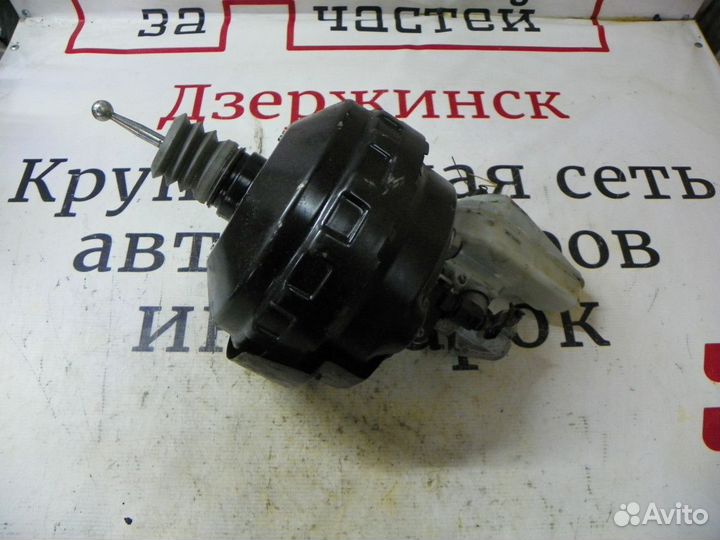 Вакуумник тормозной Skoda Octavia