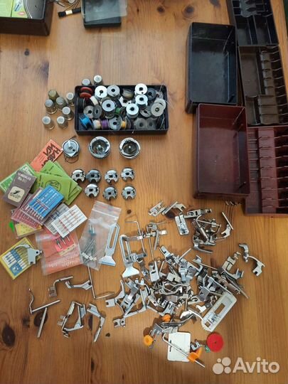 Лапки и иглы шпульки для швейных машинок