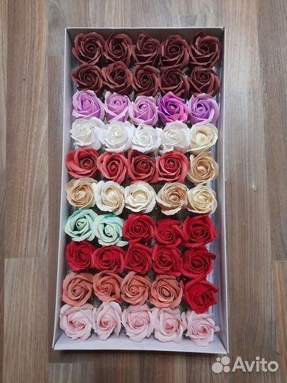 Мыльные розочки в коробке,гвоздики,цветы