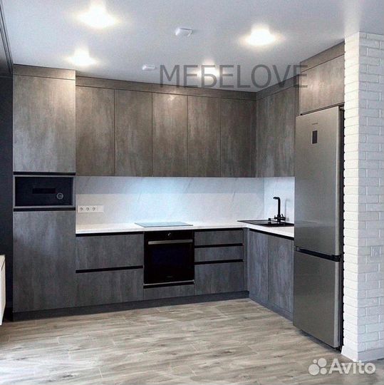 Кухонный гарнитур новый прямая