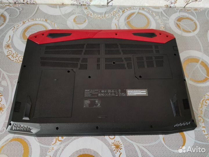 Acer Predator Helios 300 PH317-52-776S