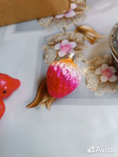 Елочные игрушки